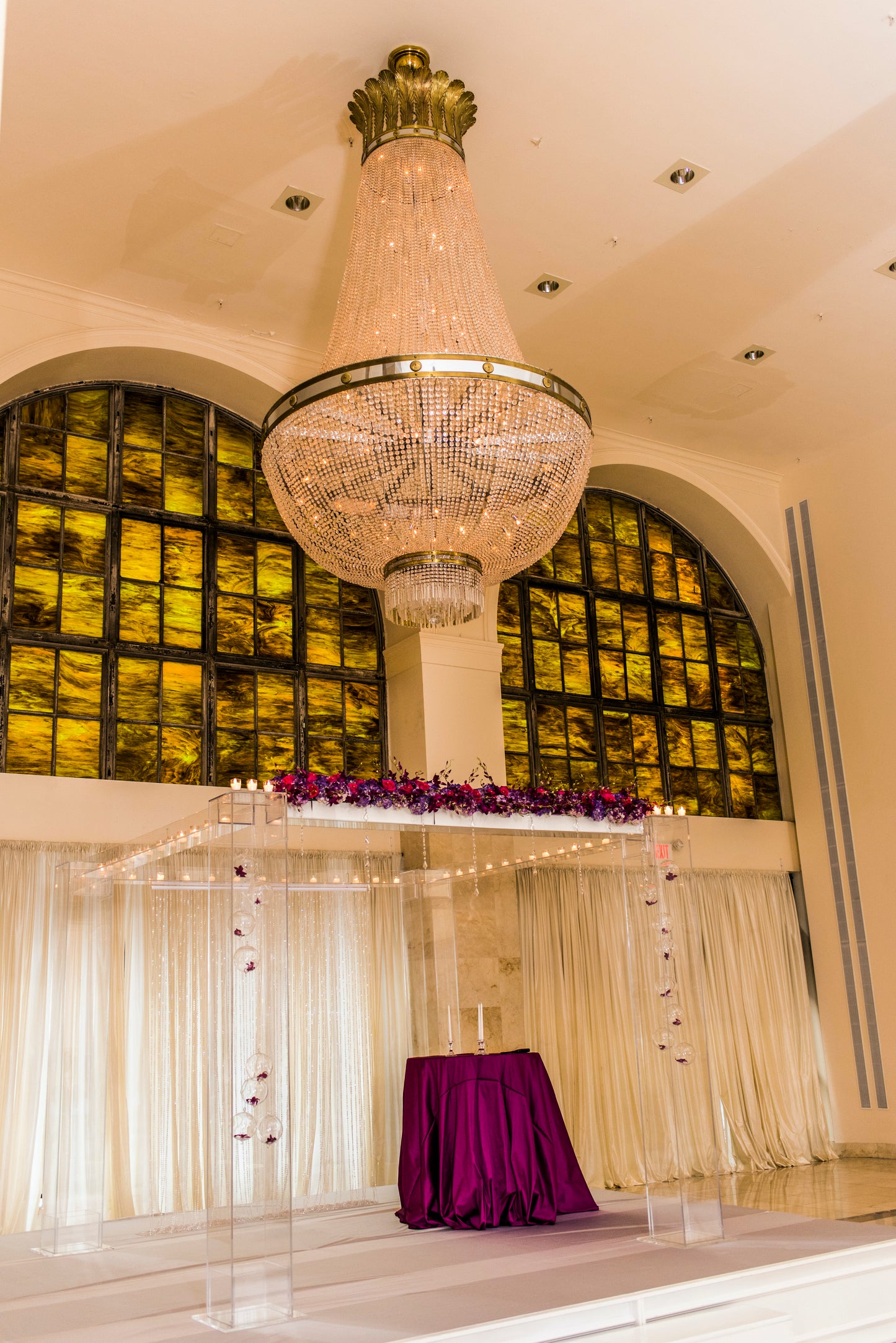 Acrylic Columns (Posts) with Cross Bars